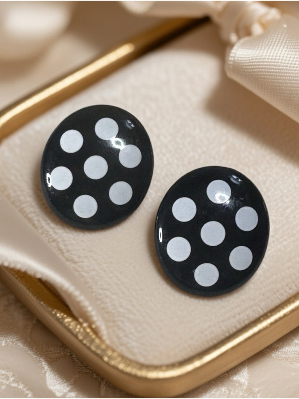 Vintage Style Black White Polka Dot Stud Earrings Retro Cabochon Statement